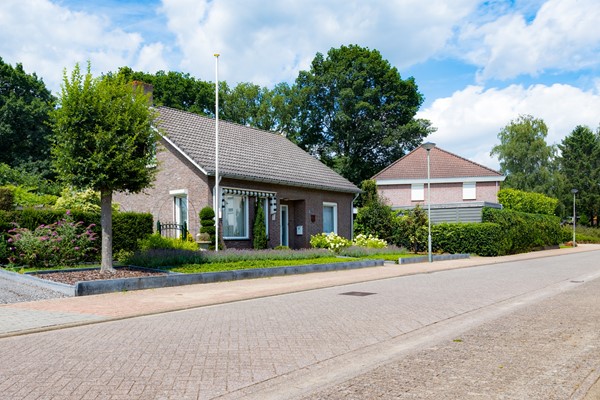 Medium property photo - Walsbergweg 11, 5954 AM Beesel